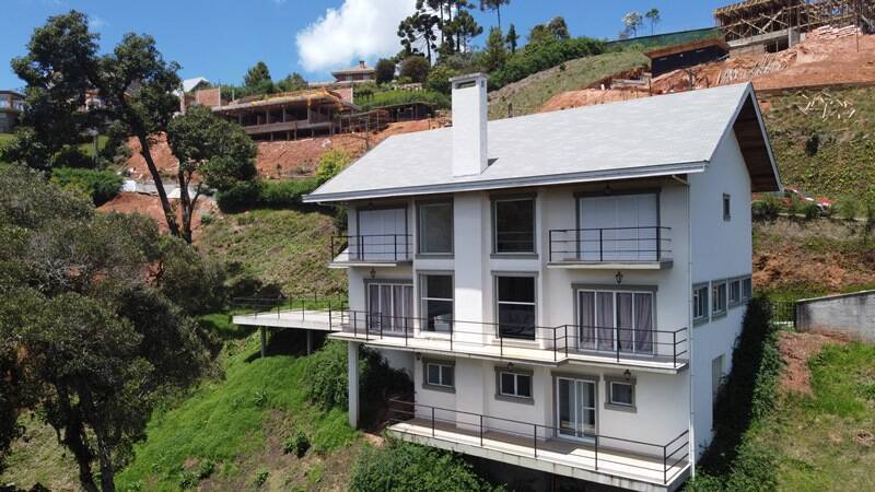 #1813 - Casa em condomínio para Venda em Campos do Jordão - SP