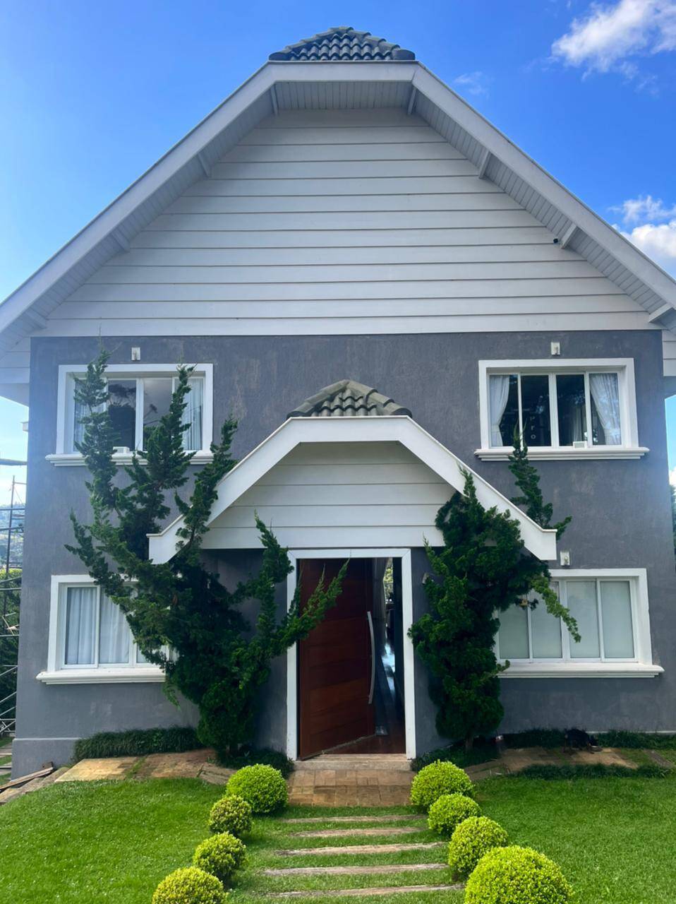 #2485 - Casa para Venda em Campos do Jordão - SP