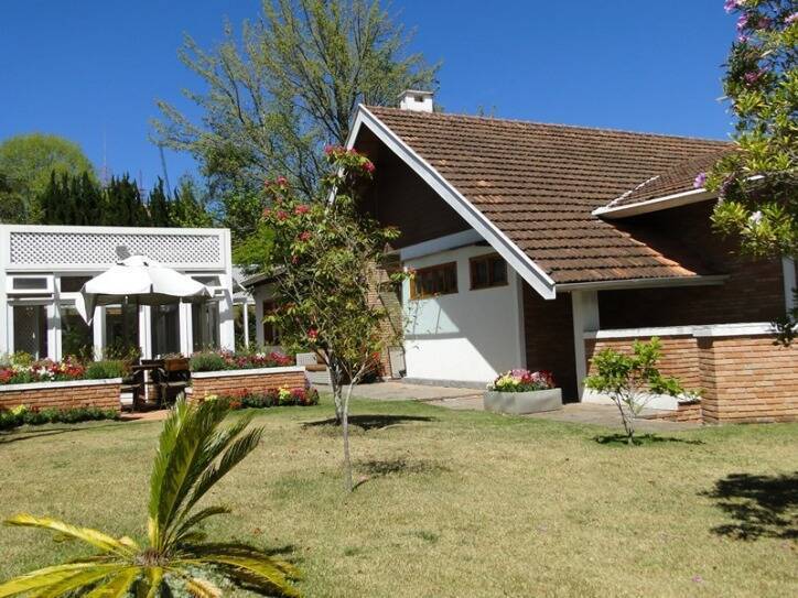 #1733 - Casa para Venda em Campos do Jordão - SP