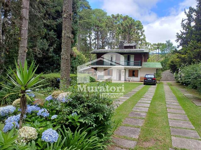 #2522 - Casa para Venda em Campos do Jordão - SP