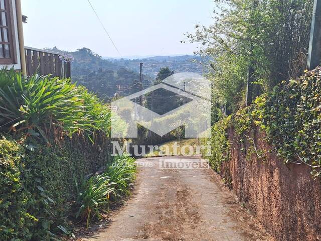 #2527 - Casa para Venda em Campos do Jordão - SP