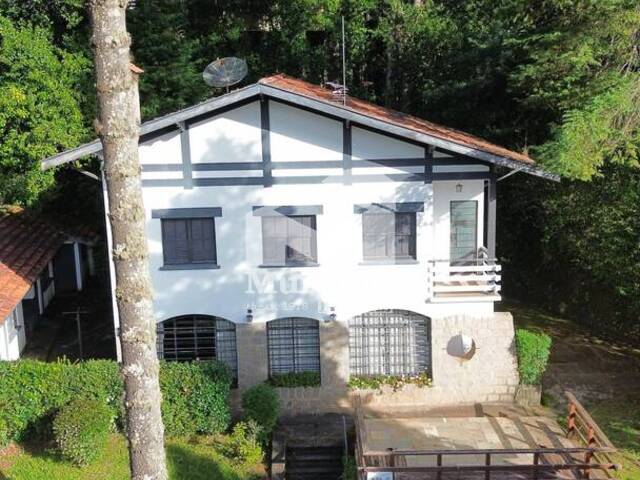 #2569 - Casa para Venda em Campos do Jordão - SP